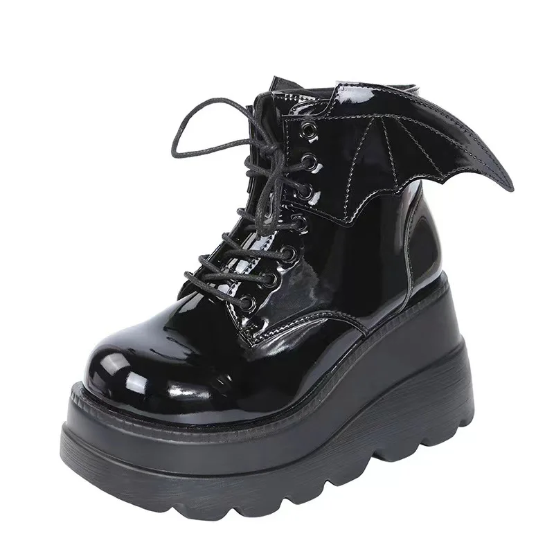 Spring 2023 Personality Thick-soled Short Boots Female Europe and The United States Large New Women\'s Boots Small Wings Low Tube