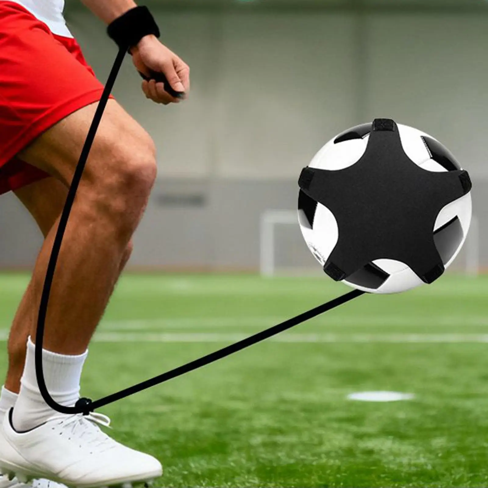 Soccer Kick Trainer Exercise Gear With String Adjustable Wristband Football Training Aid For Boys Girls Indoor Backyard School