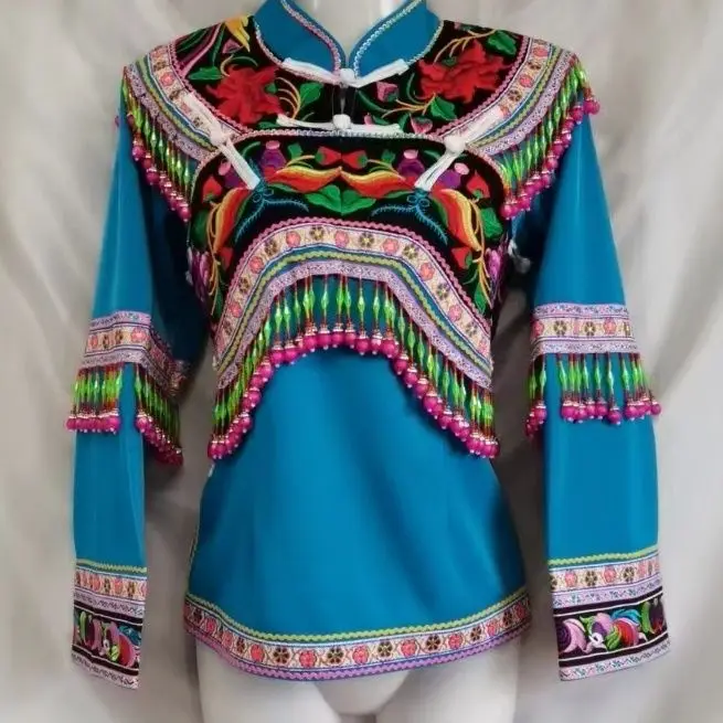 

New Buyi Cluster Yunnan Minority Clothing Stage Costume