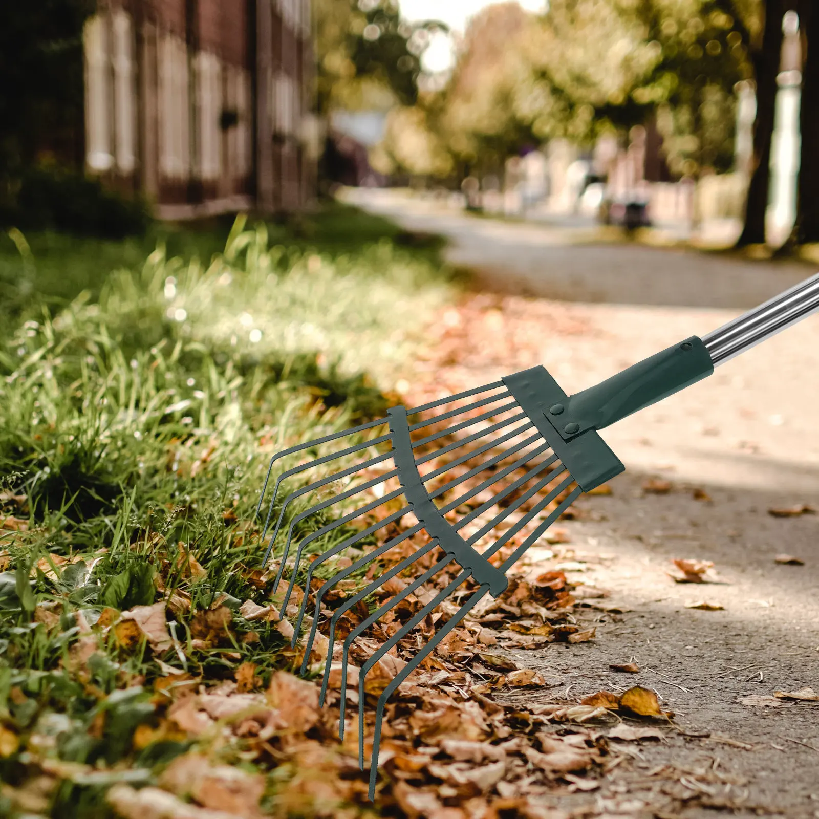 

Легкие стальные грабли для травы с прочной карбоновой конструкцией для уборки листьев, травы и мусора, ручной садовый инструмент для использования на улице