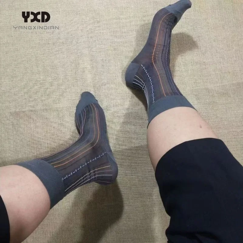 New Vintage Silk Socks Men Nylon Thin Breathable Husbands Fathers Solid Color Endurable Loose Work Middle Tube Sock Male Hosiery