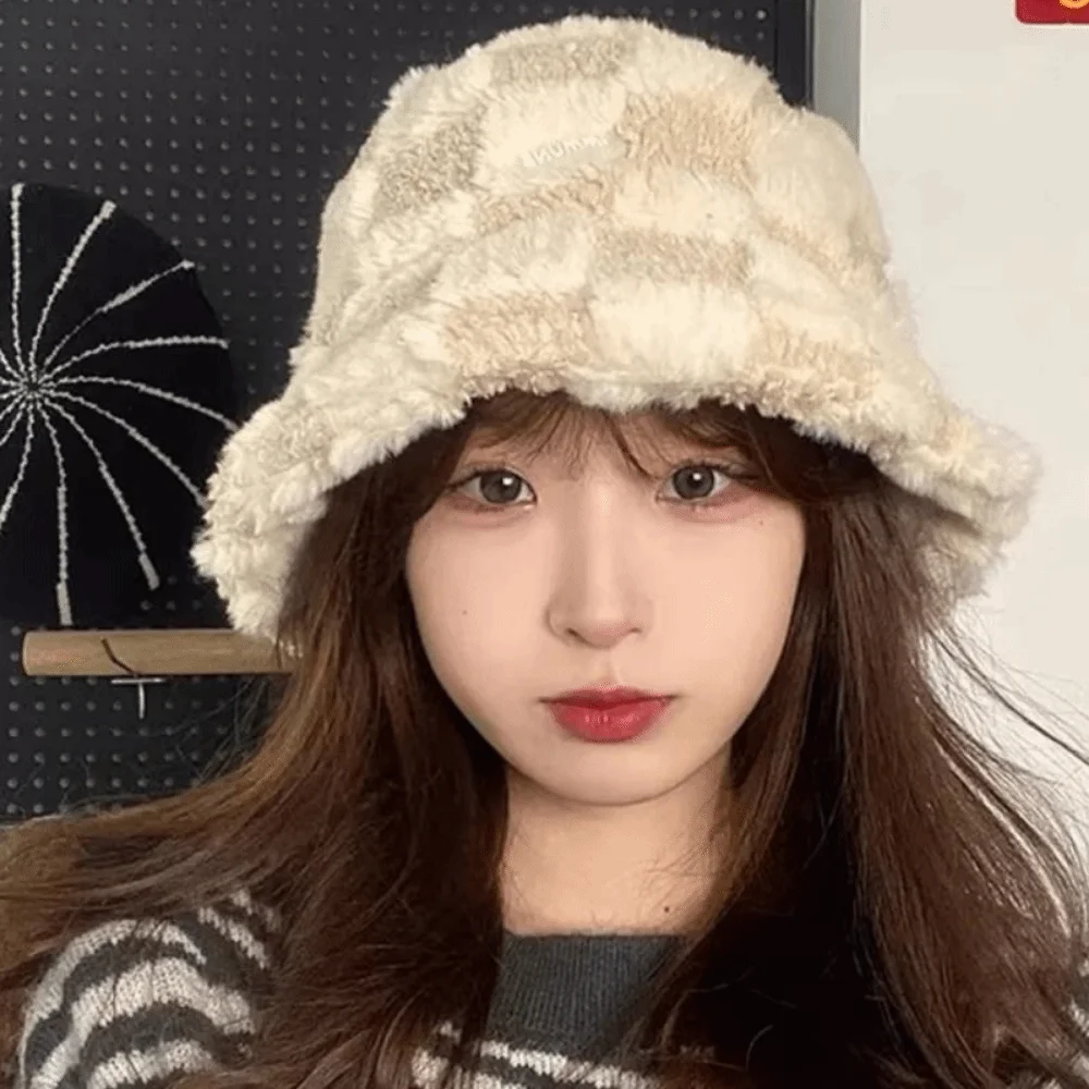 Plaid Checkered Women Bucket Hat Faux Fur Adjustable Checkered Basin Hat Thicken Wind-Resistant Lamb Wool Fisherman's Hat