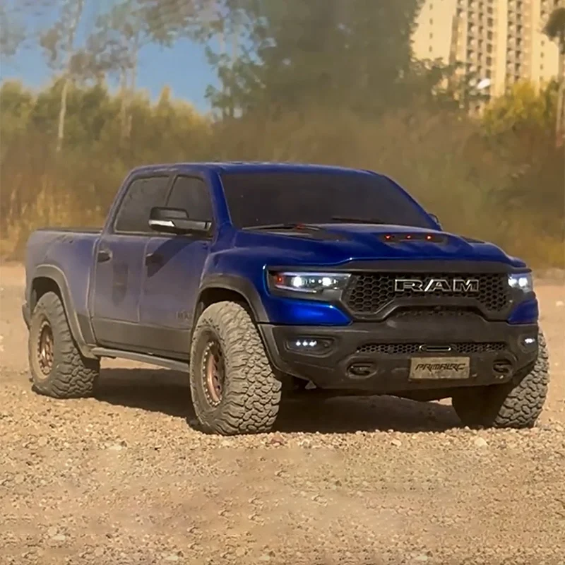 トラクションホビー KM 1500 ピックアップトラック 1/8 RC シミュレーション電動リモコンモデルカー ロッククローラー 大人子供向けおもちゃ