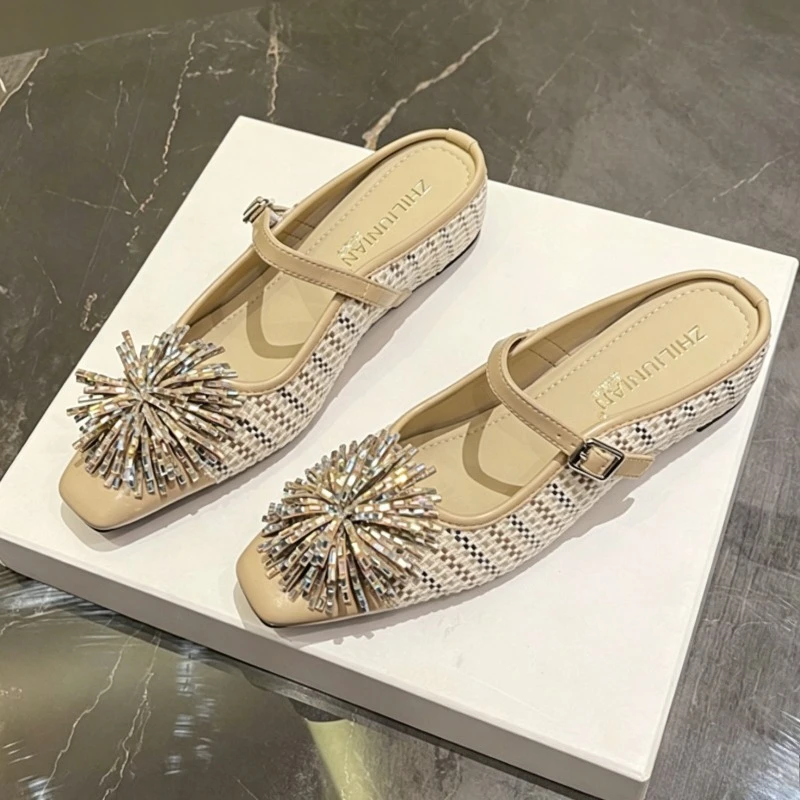 

Novelty Flower Weave Flat Women's Slippers Square Toe Slides Mules Buckle Details Comfortable Retro Mary Jane Sandals Women