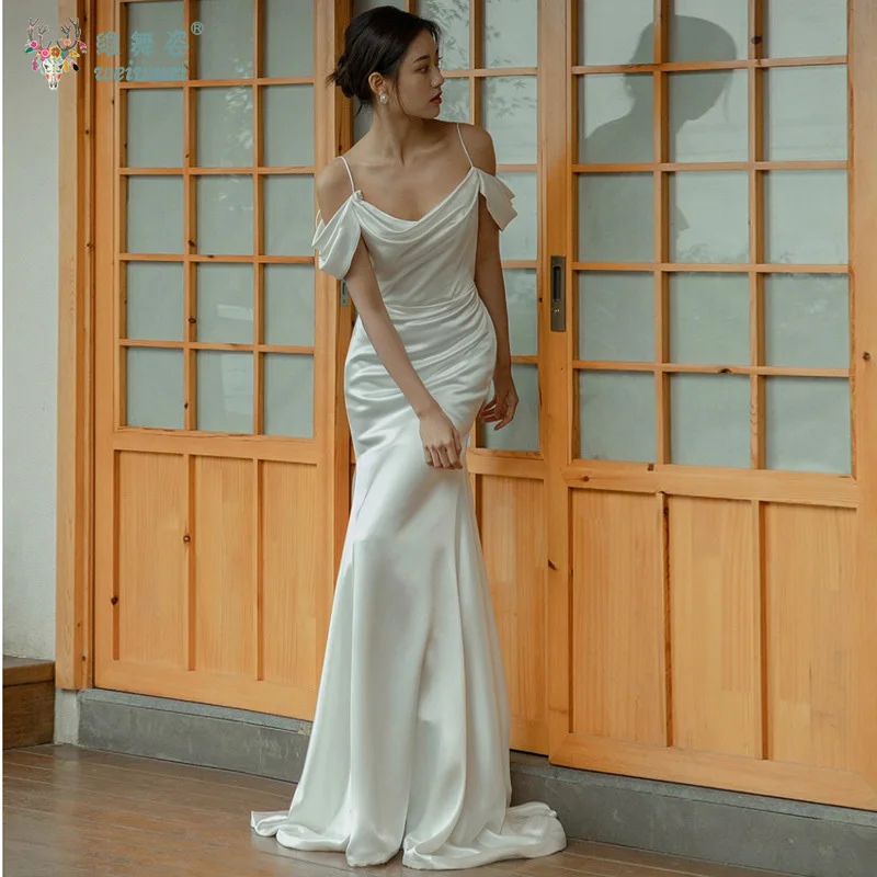 Estilo coreano moda de gama alta satén tirantes hombro Baring moda Sexy espalda descubierta novia boda sirena vestido de compromiso