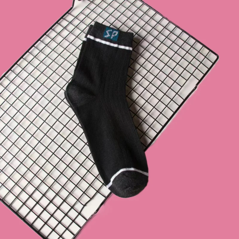 Chaussettes mi-tube respirantes pour hommes, chaussettes de sport décontractées, chaussettes d'affaires confortables, chaussettes de basket-ball à lettres, 5/10 paires