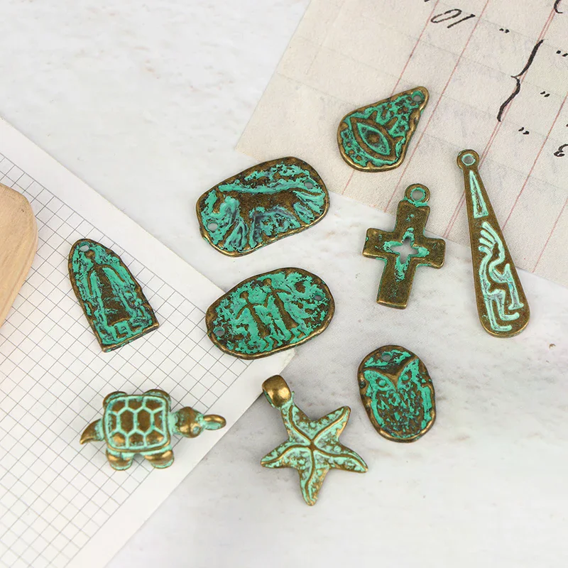 10 قطعة مختلفة الرجعية الطوطم نمط المعلقات زر معدني للملابس معاطف الزي الرسمي سترة ديكور معلقة DIY بها بنفسك صنع الملحقات #5