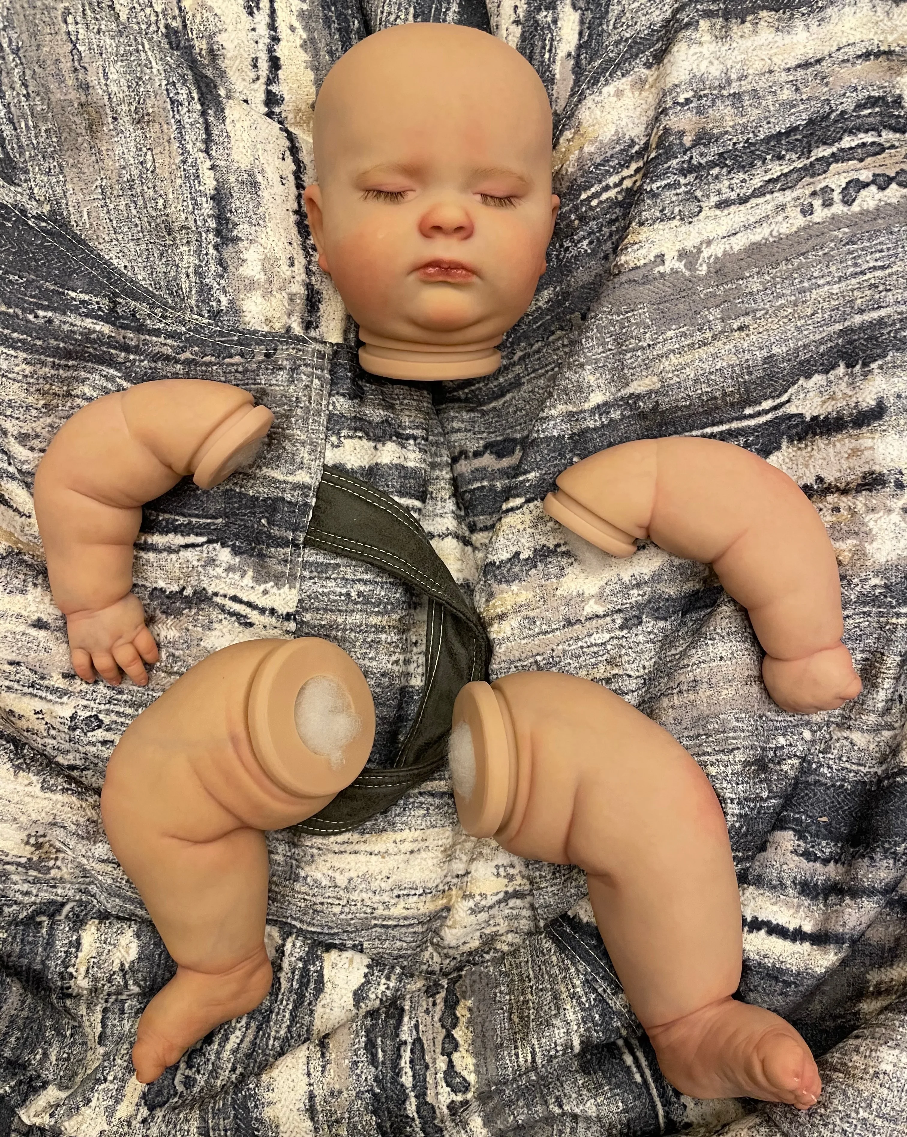 SINO-BB 24inch Hand-Painted Finished Sleeping Renborn Baby By Artist Art Doll With Cloth Body Toys For Children Birthday Gift