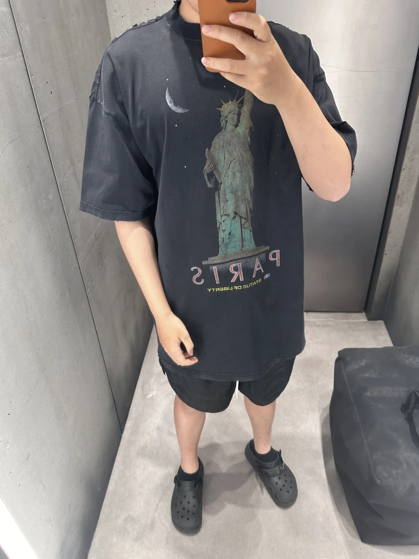 

Nonnod Paris Freedom Godd ort Sve Loose Fit T-irt Youth Faion Summer Waed out Sle ex round Ne Tee