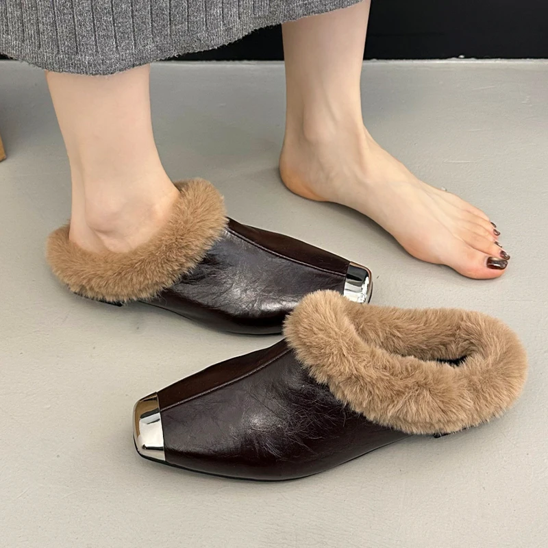 الفراء النعال النسائية ساحة تو موضة البغال Singback أحذية 2025 جديد أحذية الشتاء الدافئة عادية قصيرة أفخم دافئ فام أحذية الثلوج