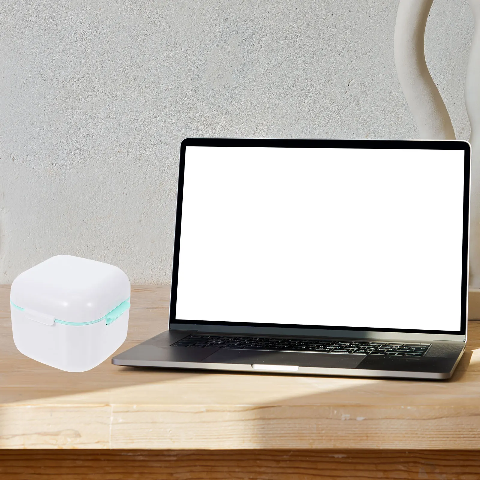 

Portable Denture Case Multi-Functional Retainer Storage Box for Orthodontic Accessories Jewelry Lightweight Travel Friendly