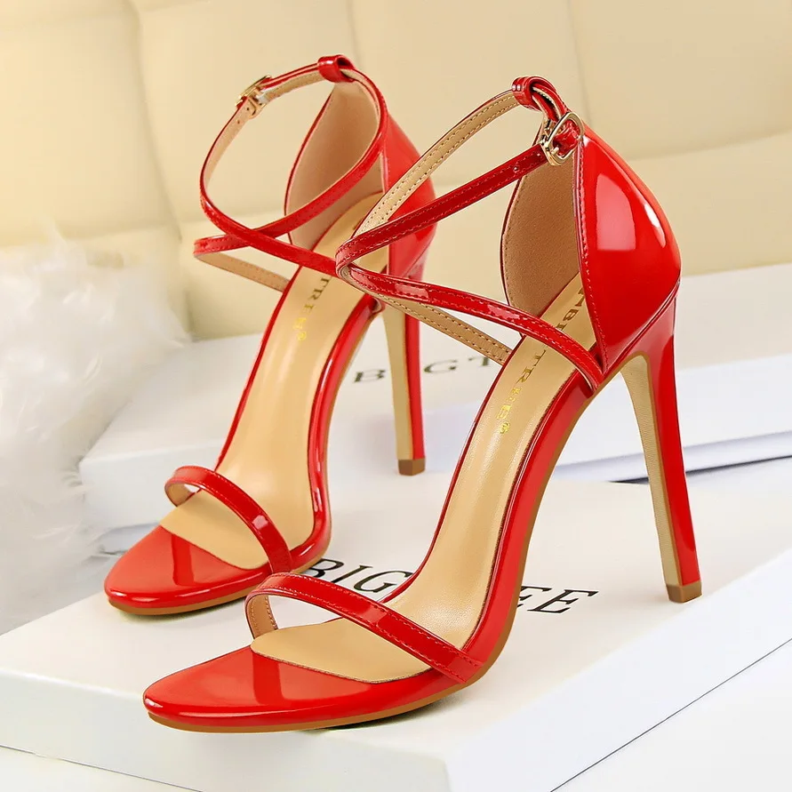 

Women Pumps Style Fashion Banquet Women's Shoes Super High Slim Heel Open Toe Lacquer Leather Cross Strap Sexy Nightclub Sandals