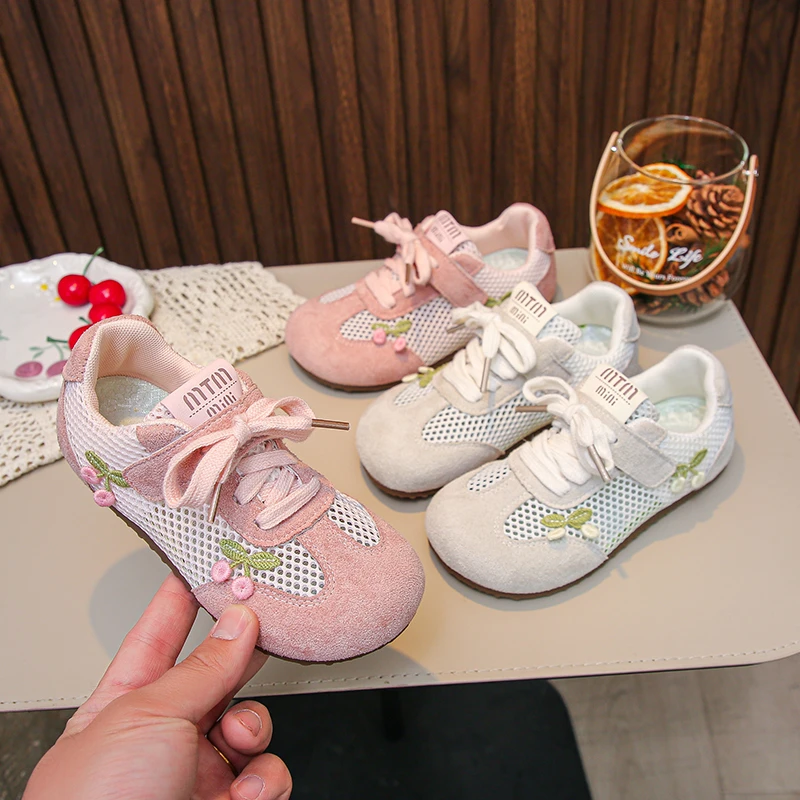 

Girls Hook & Loop Wide Toe Box Sneakers, Spring Cherry Embroidery Mesh Sports Shoes, Non-slip Comfortable Walking Shoes for Kids
