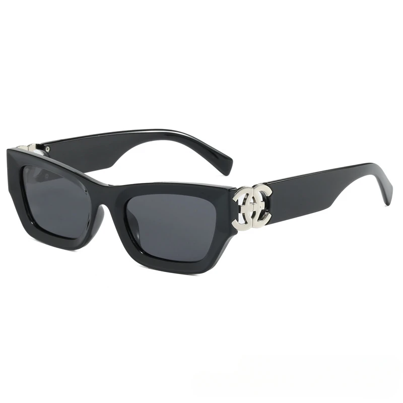 

2025 Retro Cat-Eye Small Frame Polarized Sunglasses Women, Vintage UV400 Slimming Glasses for Streetwear & Selfie