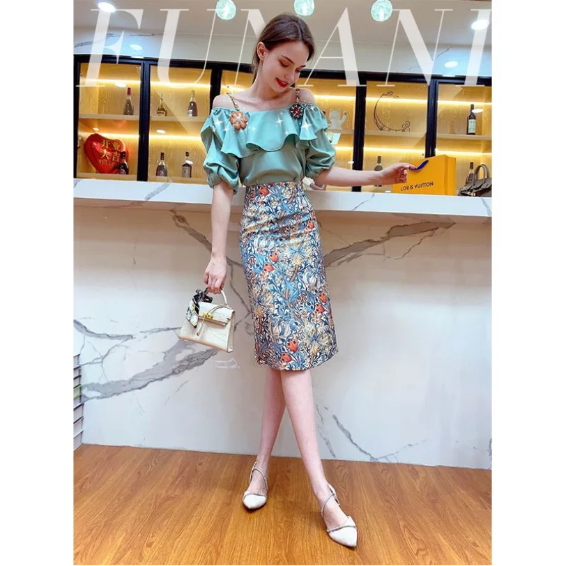 Light Luxury Fashion Dress Women's Spring/Summer 2023 New Off Shoulder Ruffled Strap Half Skirt Two Piece Set Fashion