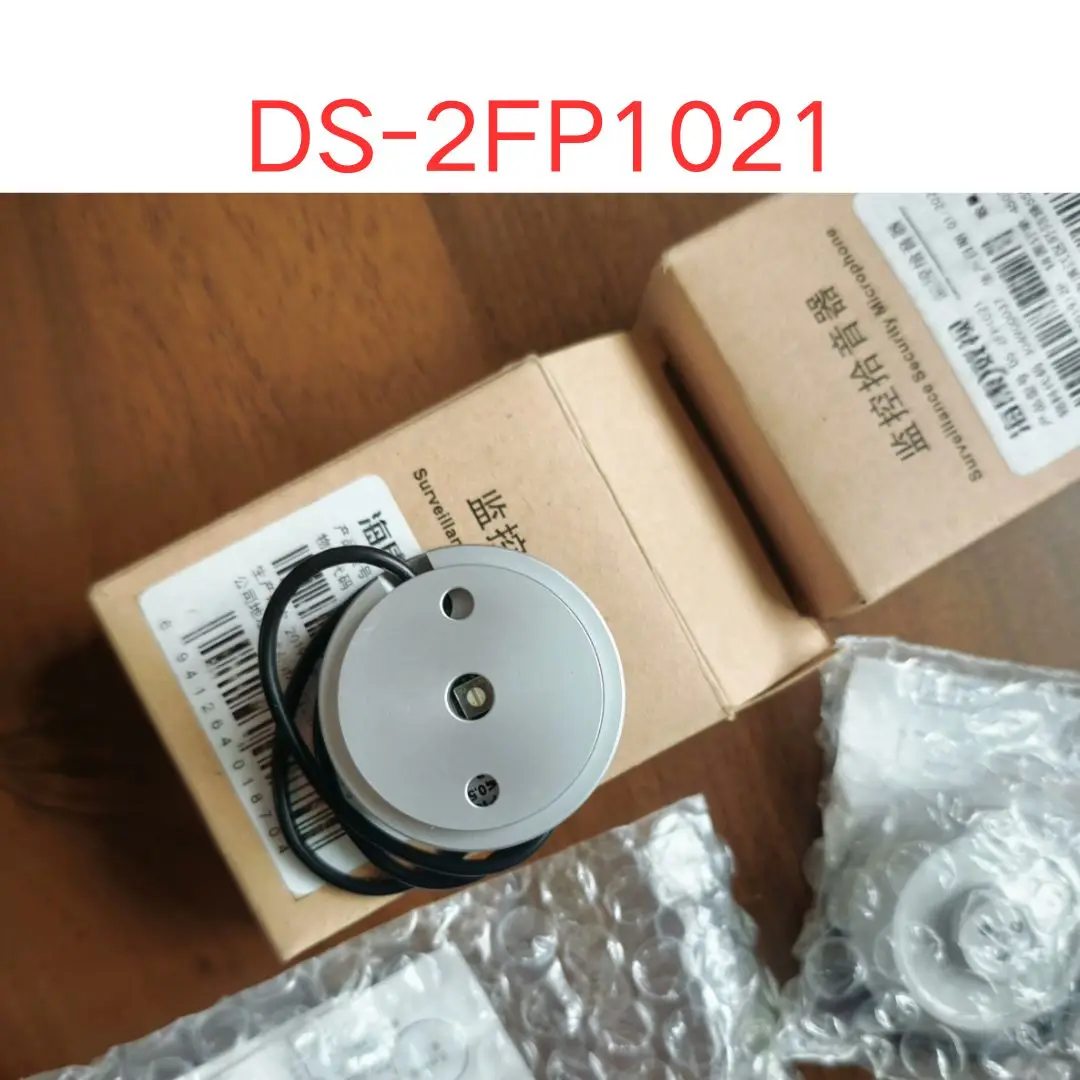 

Совершенно новый мониторный микрофон DS-2FP1021