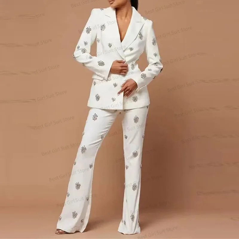 

White Plus Size Crystal 2 Pieces Set Women Suits Elegant Peaked Lapel Beading Blazer Jacket Flare Pants Office Lady Coat G733