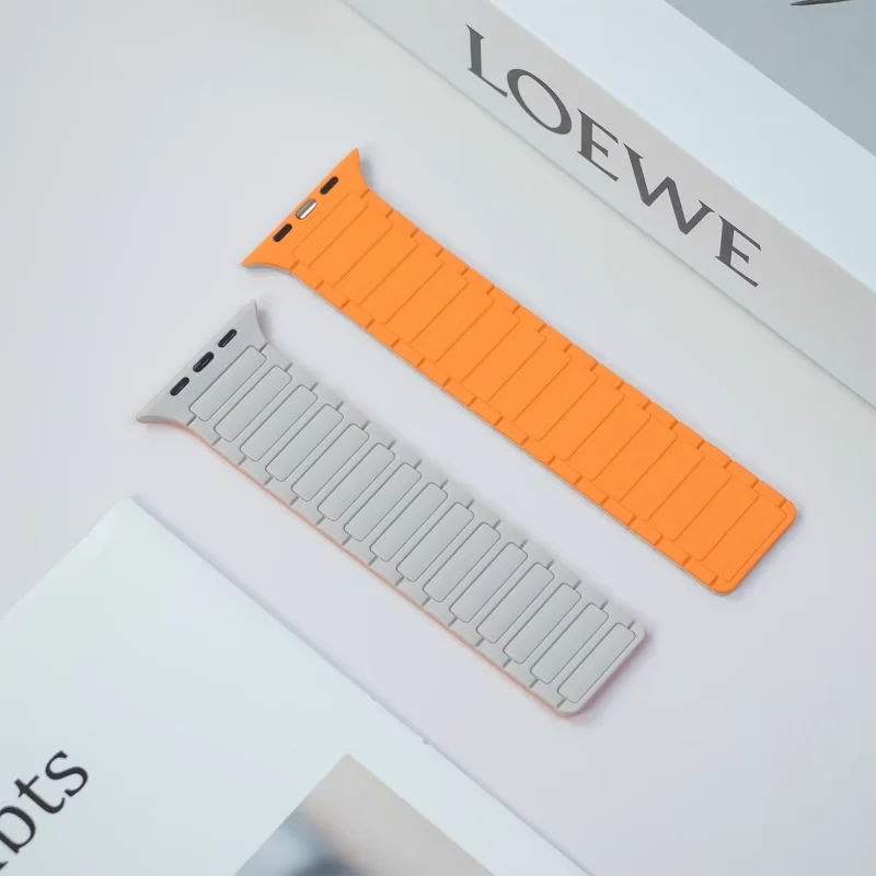 Magnetic Silicone Straps for Apple Watch ultra 2 49mm Band Series 10 46mm 42mm Wristbands iWatch 9 8 7 6 5 SE45mm 41mm 44mm 40mm