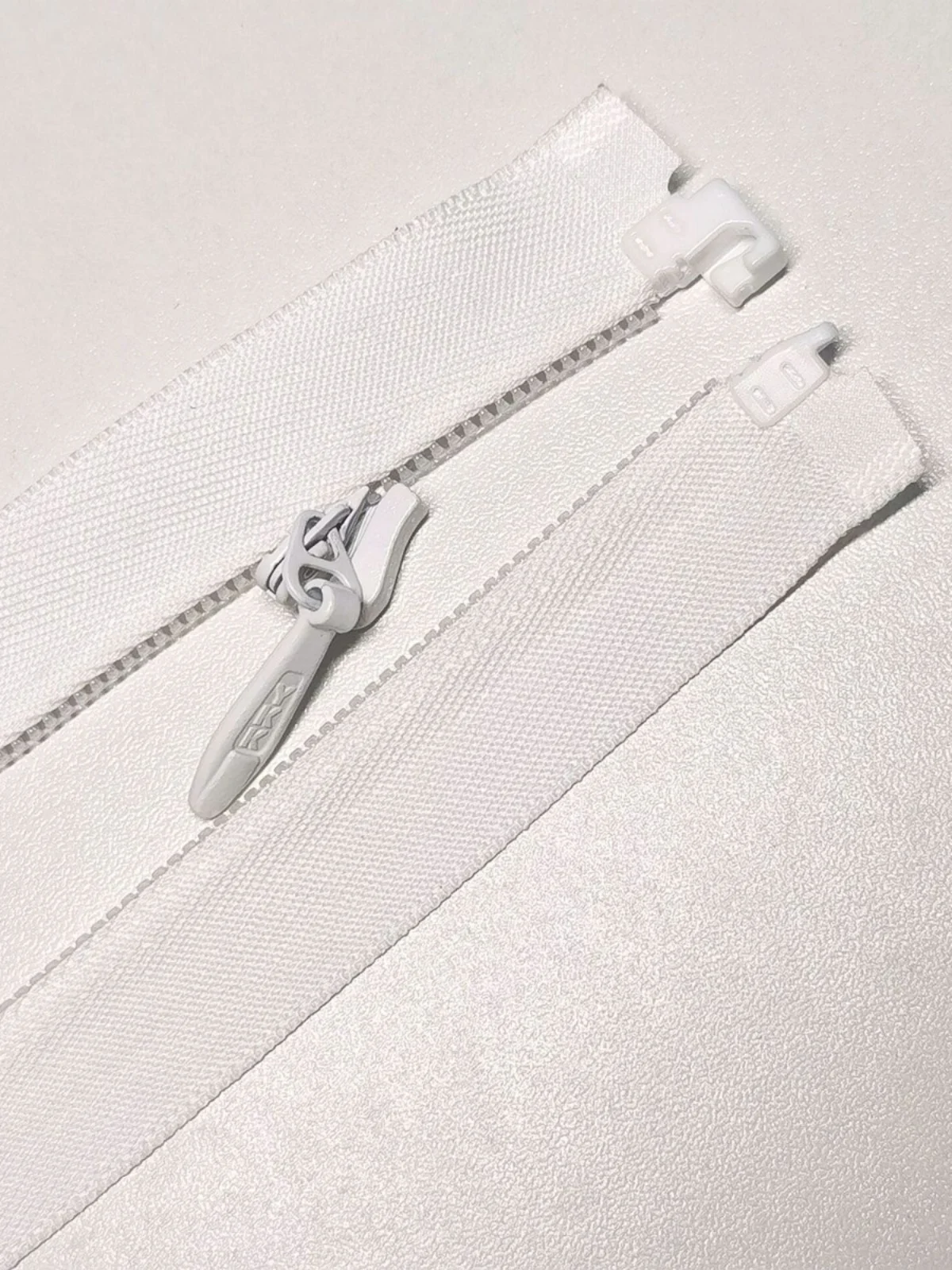 

Застежка-молния YKK5 с невидимым отверстием по краю, для свадебных платьев из плотной ткани, 20, 25, 30, 70, 120 см, с возможностью индивидуального заказа