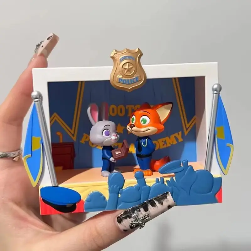 2025 Hot Sale crazy Zootopia Highlight Series Scenes Kawaii Rabbit Judy Fox Micky Anime Figure Blind Box Room Display Toys Gifts