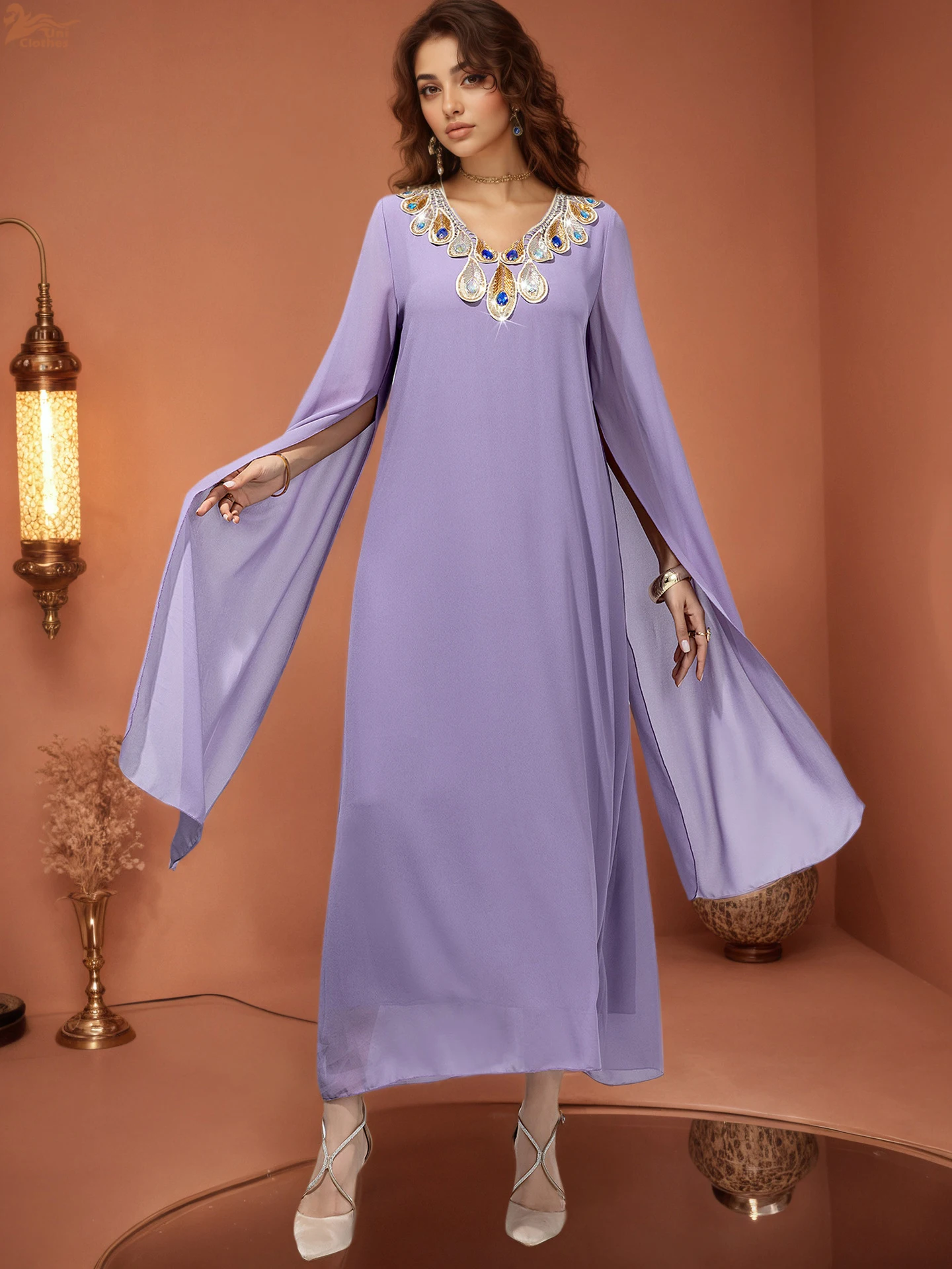 ชุดอาบายะห์ผู้หญิงแบบหรูหรา ยี่ห้อ Uni Ramadan คอวี ชุดมุสลิม คาฟตันอิสลาม ปักลายชาติพันธุ์ ประดับลูกปัดทำมือ ชุดราตรี