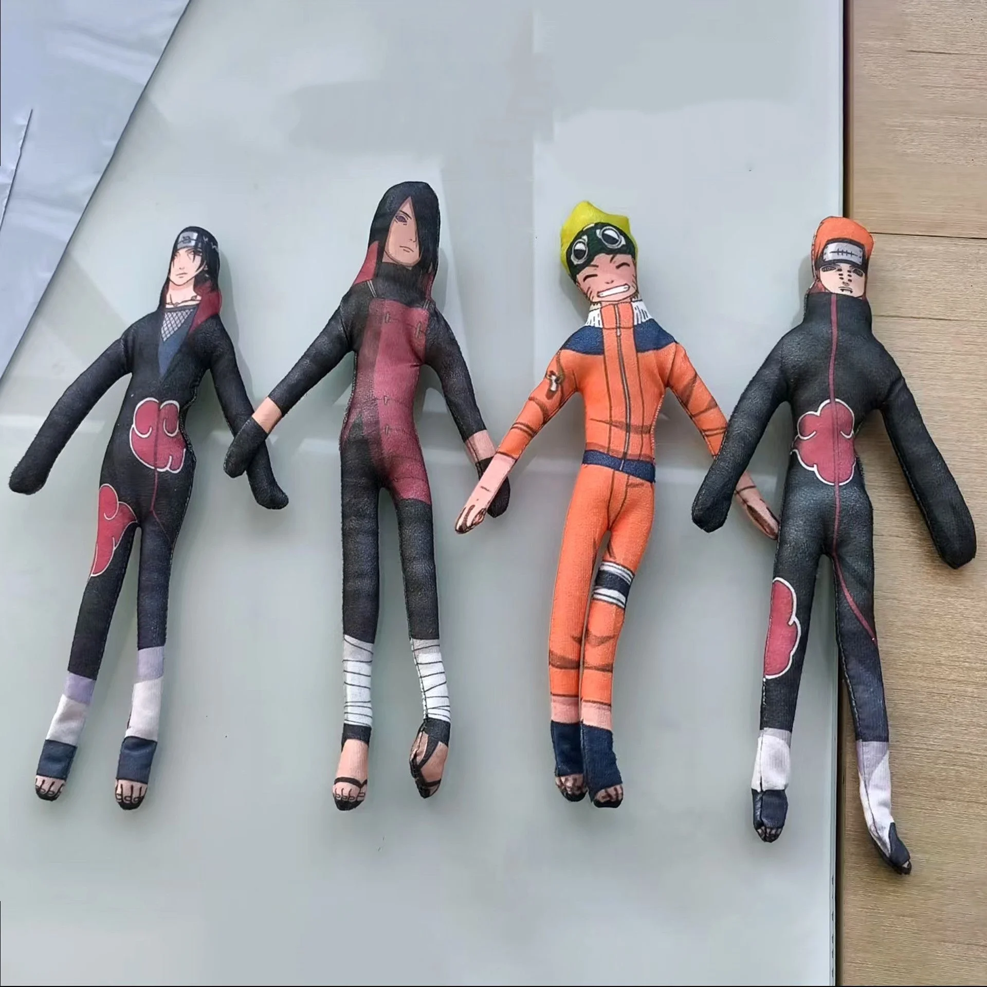 Anime Naruto Puppe Bewegliche Lustige Uzumaki Naruto Spielzeugfigur mit Verwandlungsfunktion Cosplay Bewegliches Abstraktes Draht-Skelett Halloween-Requisite