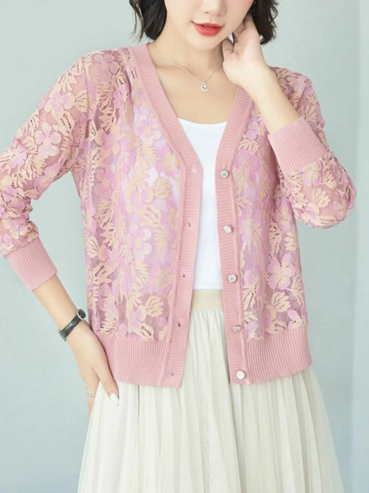 Cardigan de Seda Gelada Tricotado para Mulheres, Novo Top de Verão com Renda, Proteção Solar, Ideal para Ar Condicionado