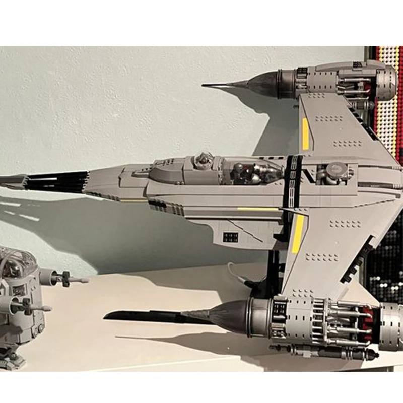 Space Wars Weapon UCS N-1 Starfighter Building Blocks Set Spaceship Model Classic Battle Airplane Bricks Toys Xmas Gifts