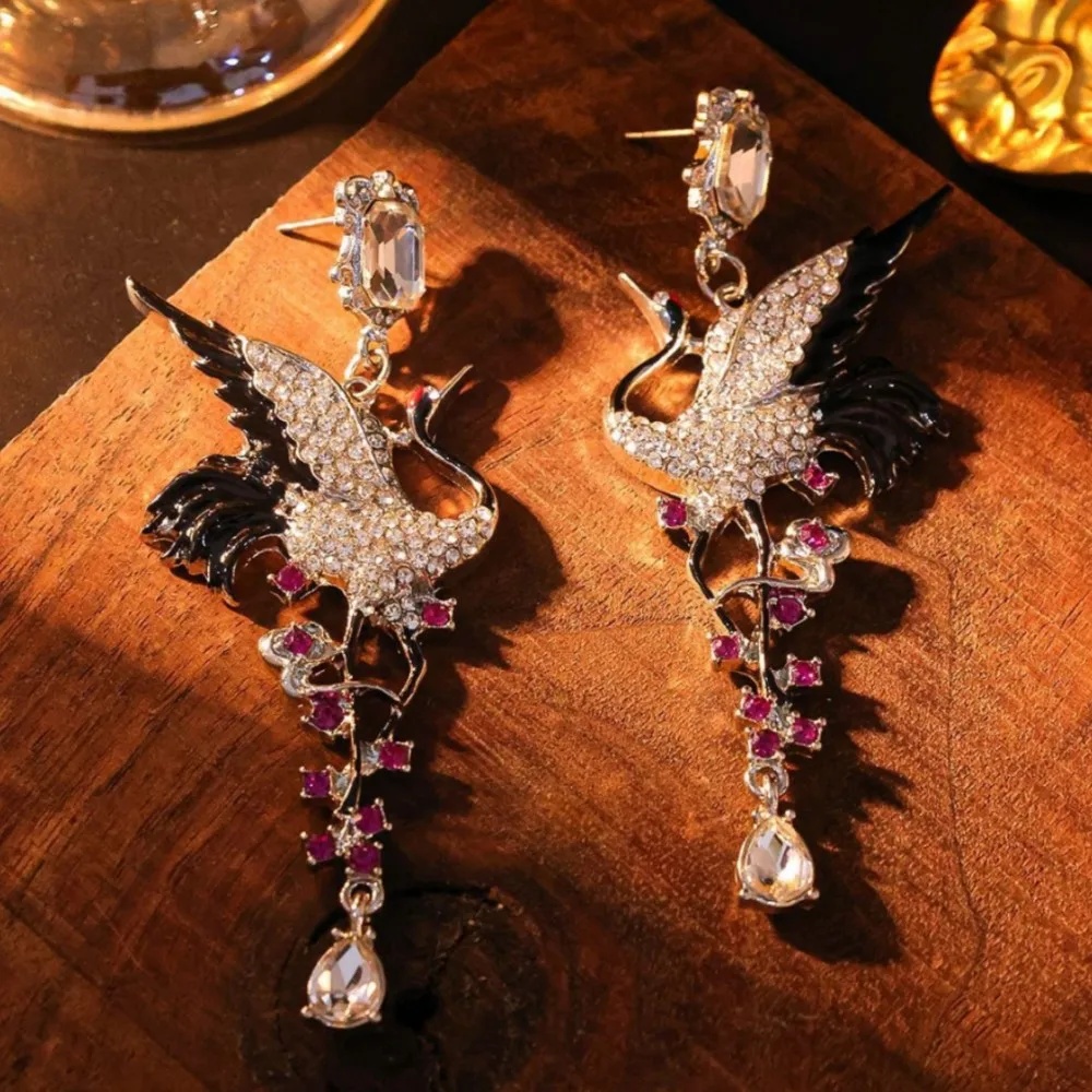 Elegant Geometric Crane Shape Dangle Earrings Sparkling Mini CZ Light Luxury Ladies Daily Banquet Ear Accessories