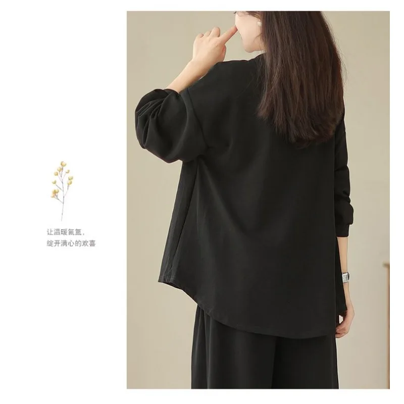 Sudadera de cuello redondo de diseño japonés a la moda para mujer, jersey holgado Irregular de manga larga con empalme de botones de Color sólido