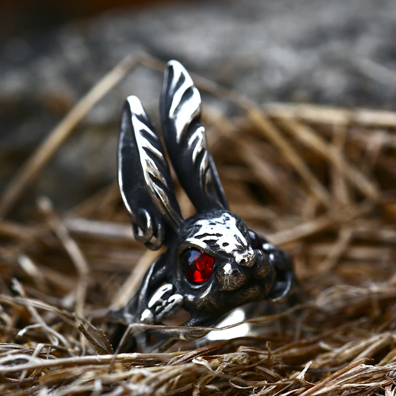 2022 new Steel Soldier Wholesale Unique Animal Jewelry Retro Punk Fashion Big Ear Carrot Shape Rabbit Ring For Women