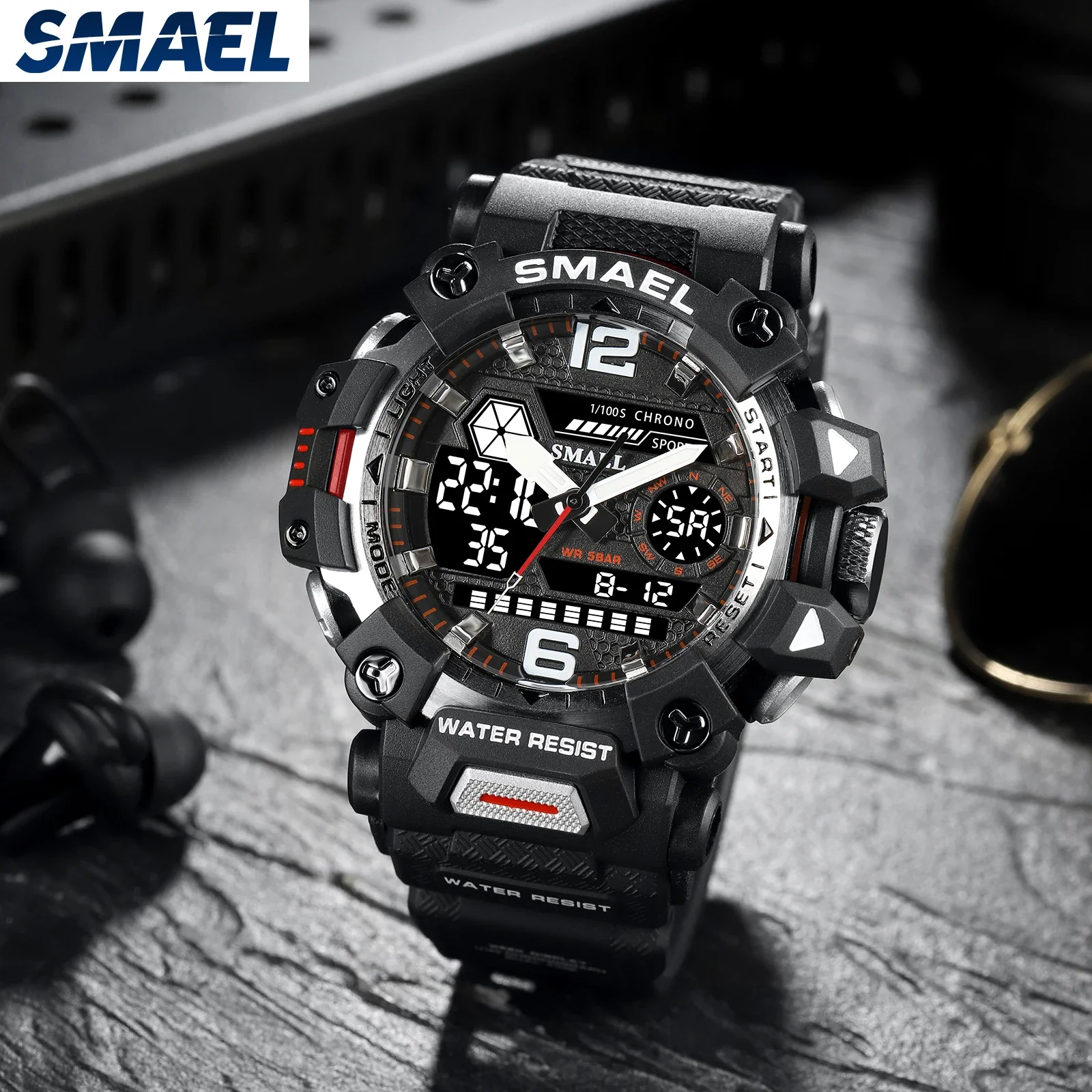 SMAEL Outdoor Tactical Men\'s Alloy Military Style Watch Night Glow Waterproof Dual Display Quartz Electronic Watch 8072