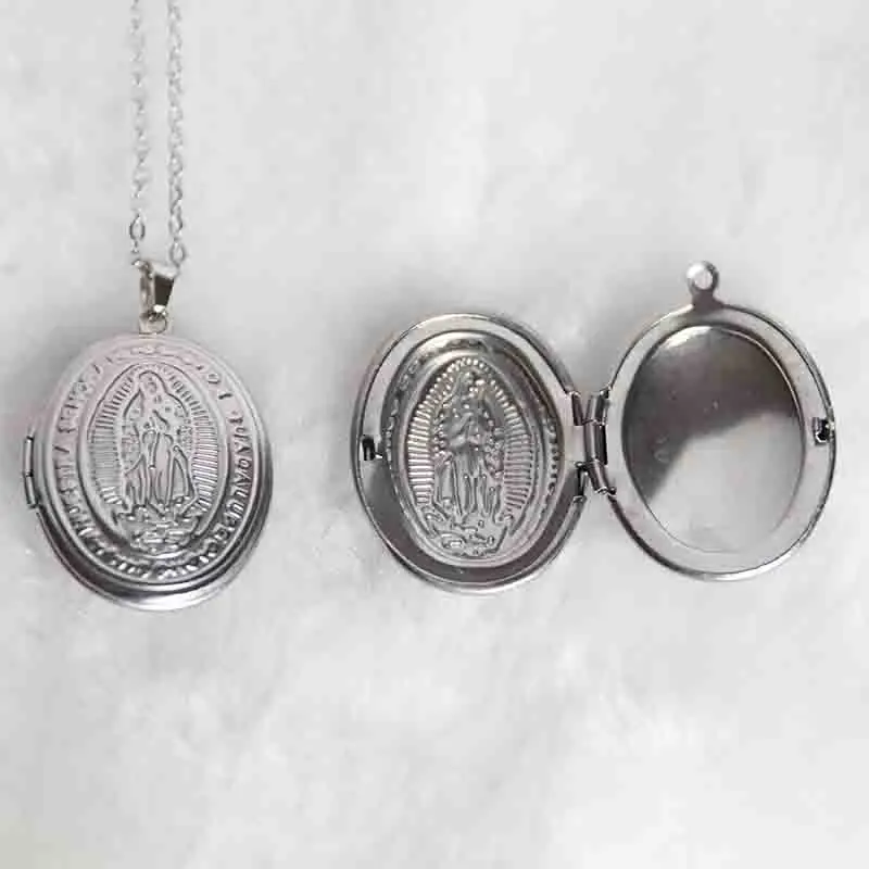 1pc Oval Locket DIY Jesus Photo Frame Stainless Steel Charms Necklaces Women Men Kids Family Memorial Jewelry New Year Gift