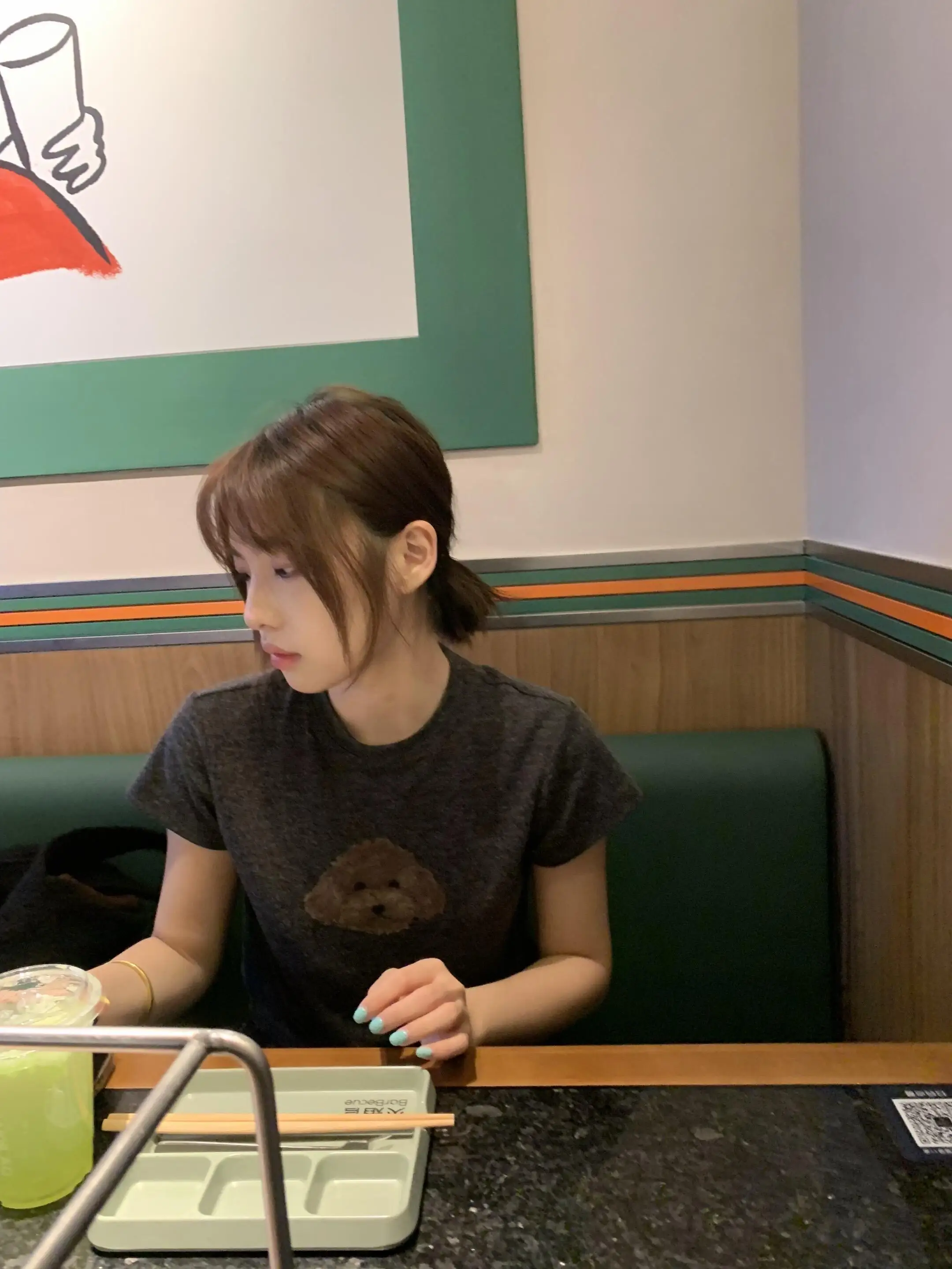 تي شيرت نسائي صيفي جديد بطباعة دب، قميص كاجوال ضيق بطول الكتف من القطن بياقة مستديرة