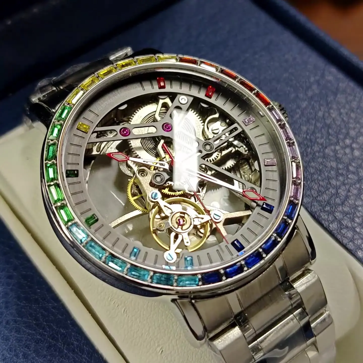 Рисунок 2 - Мужские водонепроницаемые часы