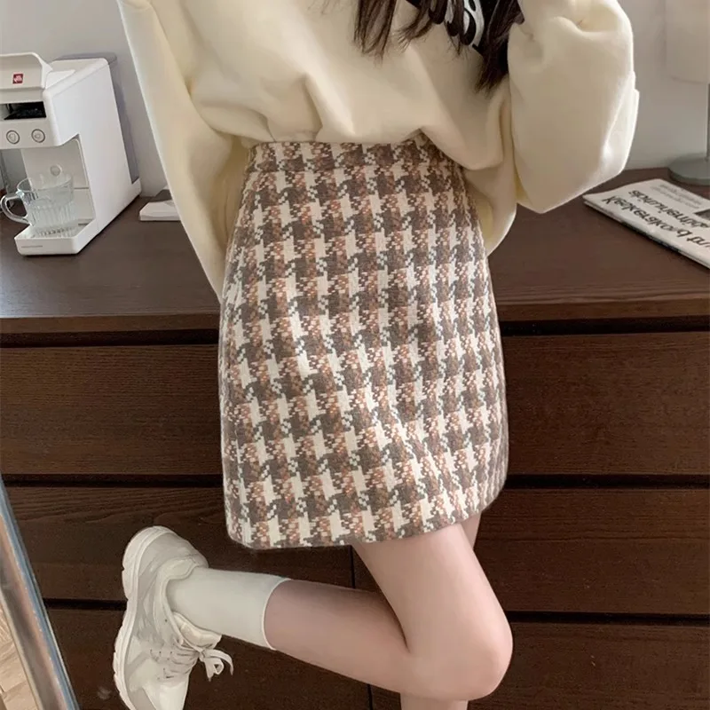 High Waist A-Line  Skirt Women's Checkered Woolen Skirt Slimming Design Commute Style Short Skirt Autumn Winter New Arrival