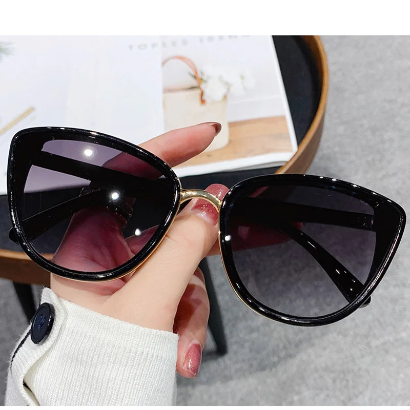 

Classic Cat Eye Sunglasses Women Vintage Fashion Big Butterfly Frame Sun Glasses for Ladies Mirror Outdoor Shades Oculos UV400