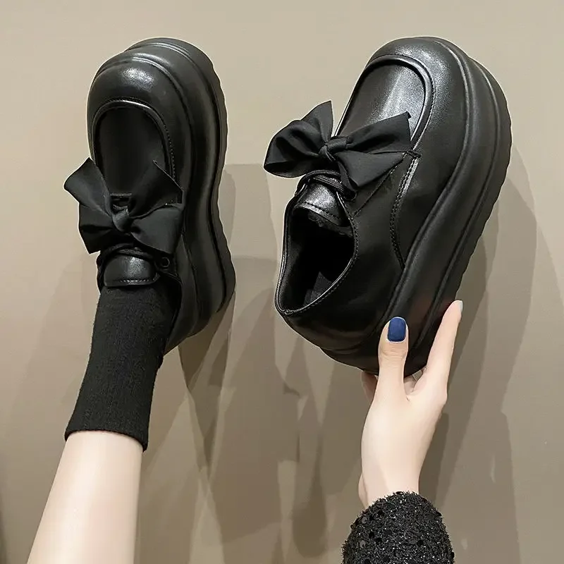 

Thick Sole Lace Up White Sneakers for Women 2025 Spring Autumn Bow Design Doll Head Shoes Versatile Comfortable​