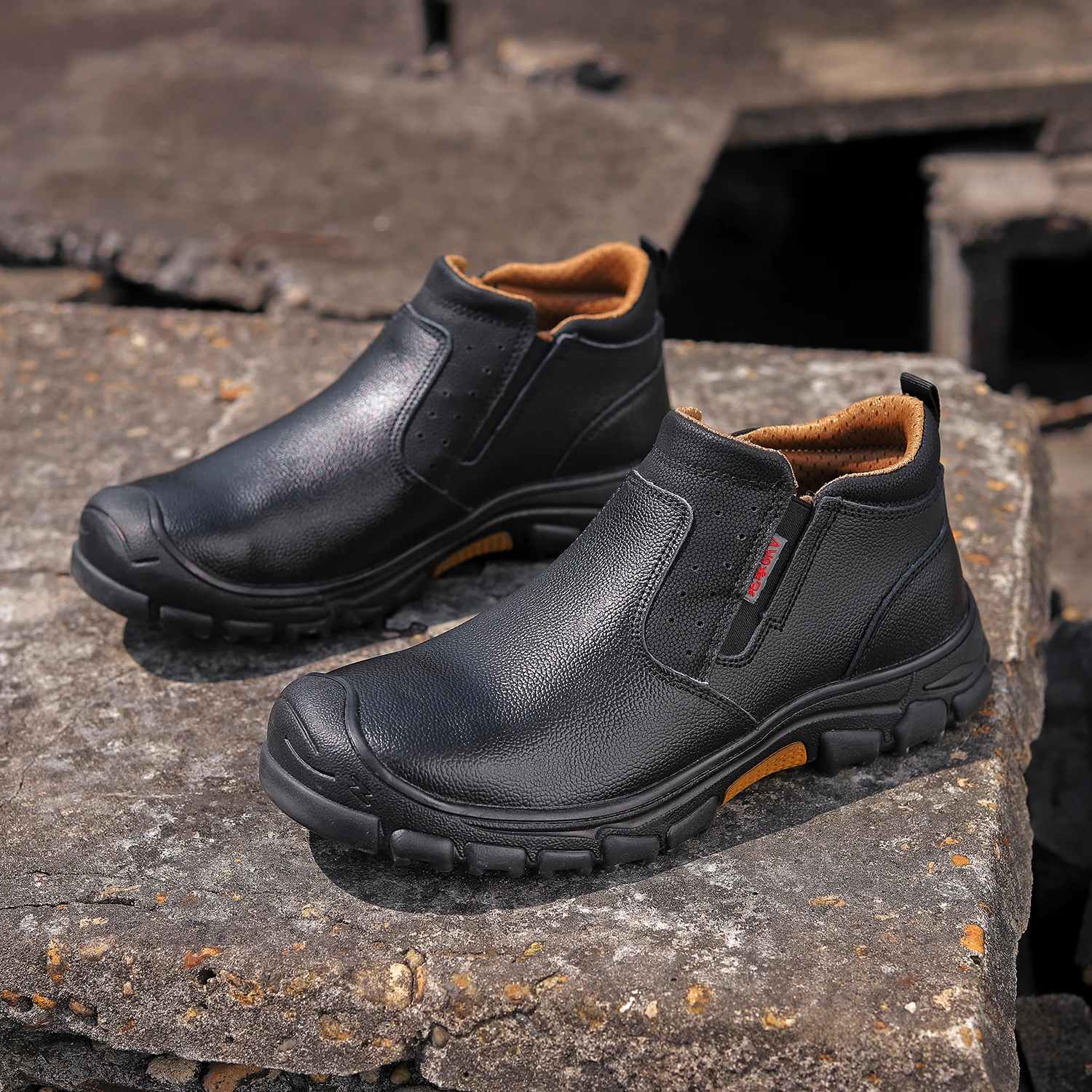 Light Weight Safety Shoes Waterproof Boots Steel Toe Boots for Men Anti-smash Anti-Puncture Work Sneakers Slip On Work Shoes image 2