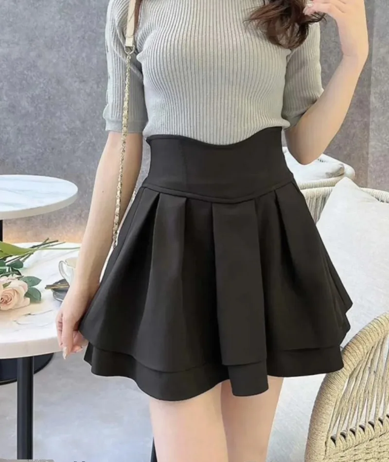 2026 Spring Autumn New Radian Waistline Slim Short Pleated  Female Mini  Culottes Japanese Lolita Black Skirts Women