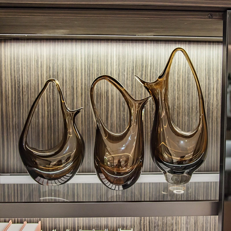 Venta al por mayor, decoración artística para el hogar, chucherías de cristal y cristal modernas y adornos de escritorio, adornos artesanales