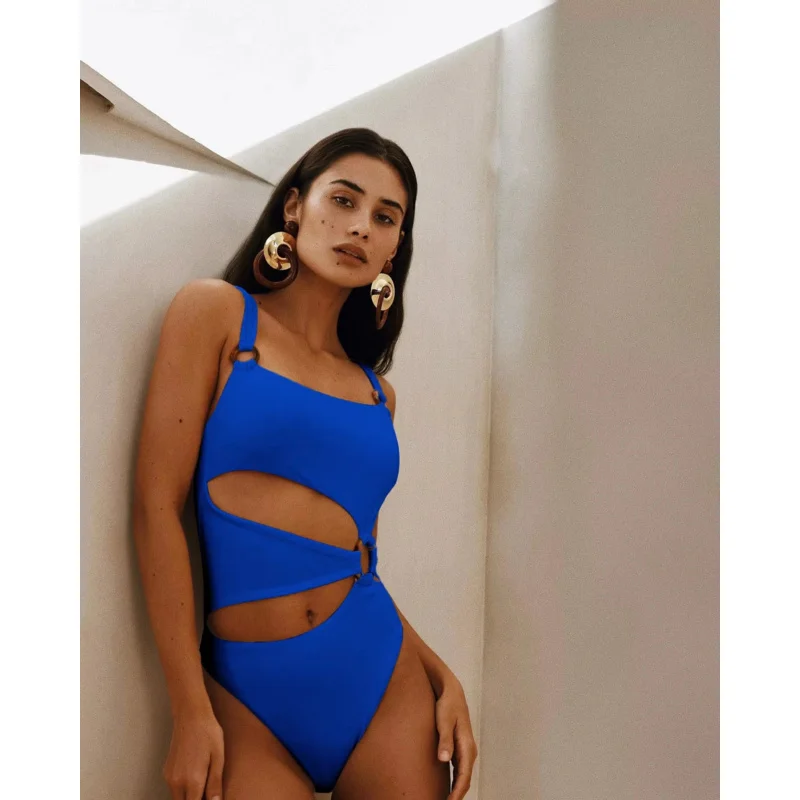 Sexy einteiliges einfarbiges Damen-Bikini-Set mit hohlem Hosenträger-Bikini, modischer rückenfreier Badeanzug, Bikini-Set mit niedriger Taille