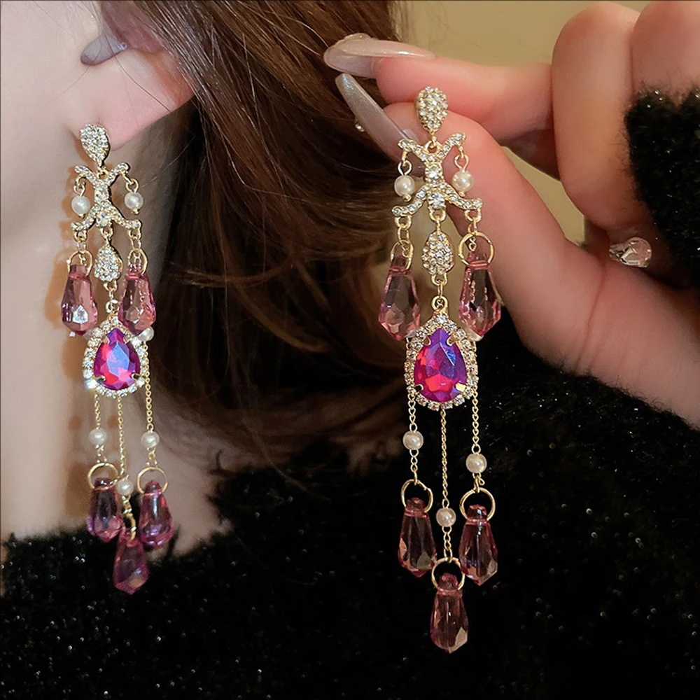

Silvery Needle Crystal-encrusted Artificial Tassel Dangle Earrings Niche High-end Jewelry for Women