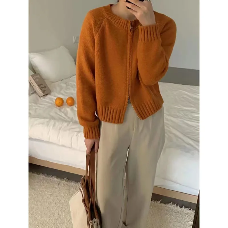 Round Neck Knitted Zip Cardigan Women\'s Top 2022 Autumn Winter Solid Color Long Sleeve Loose Short Jacket Casual Apricot Coats