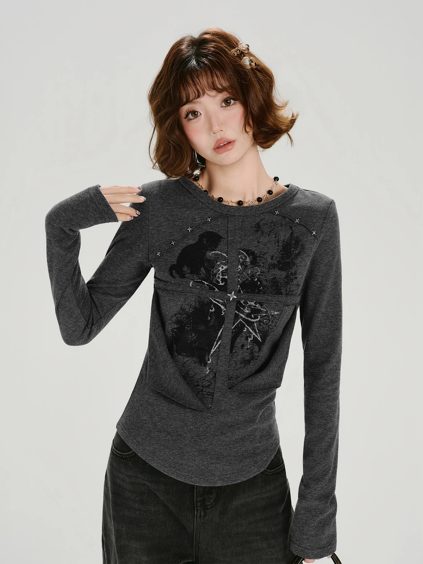 

Женская футболка с длинным рукавом в американском ретро-стиле с принтом, новинка весенней коллекции, приталенный крой, повседневная модель с круглым вырезом