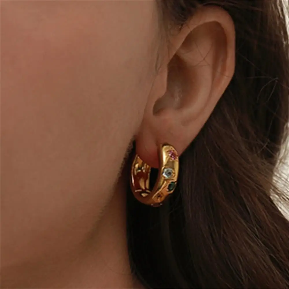 Elegante bunte Zirkon-Creolen, Piercing, Damen-Zubehör, 2025, exquisite runde Edelstahl-Ohrringe, Party-Schmuck, Geschenk – Detail 5