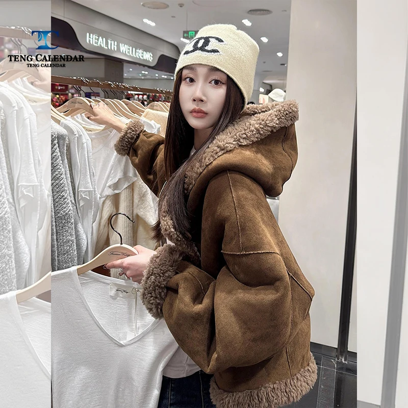 

Popular Coffee Colored Hooded Lamb Plush Faux Fur, Short and Petite Suede Jacket, Women's Winter 2025 New Model
