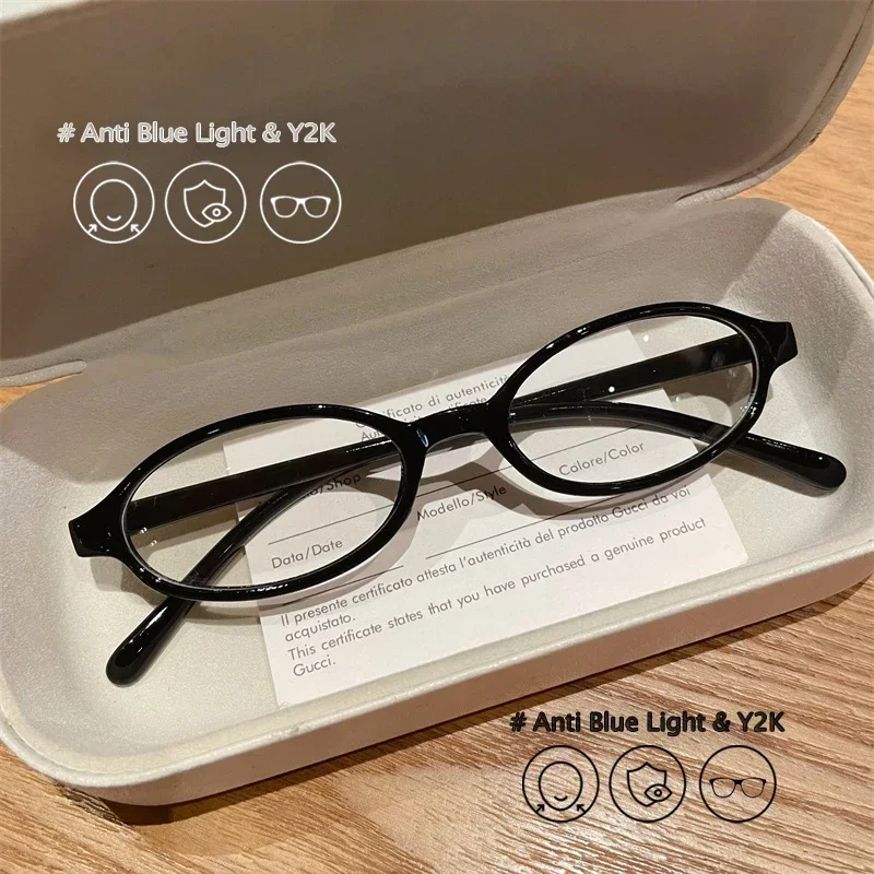 Retro Y2K Oval Fram…