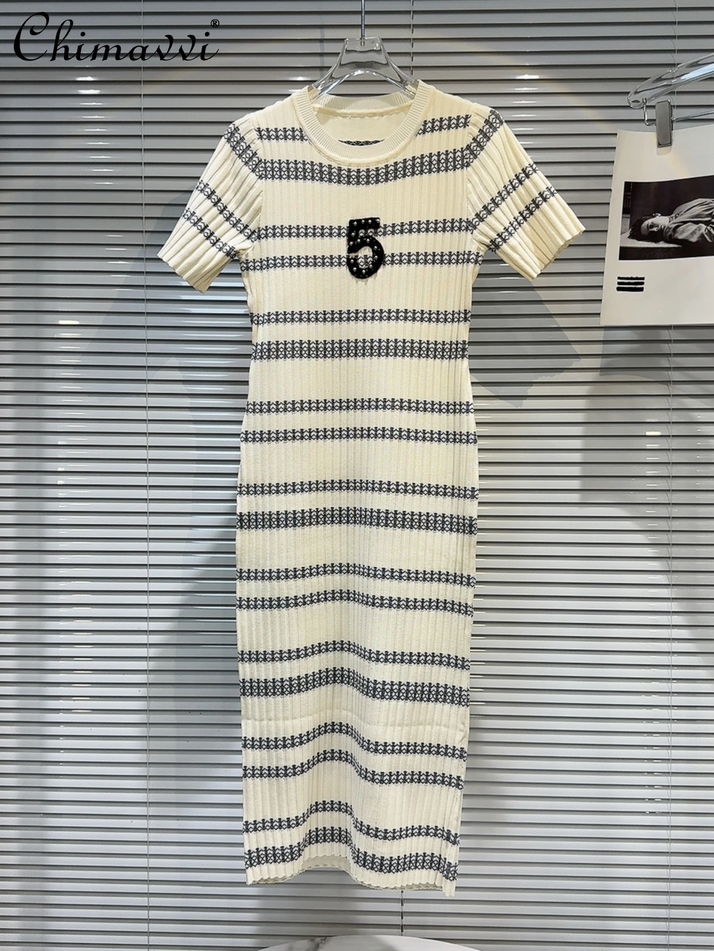 

2024 Summer New Fashion Letter Embroidery Striped Short Dress Round Neck Short Sleeve Slim Elegant Knitted Pencil Dress Women