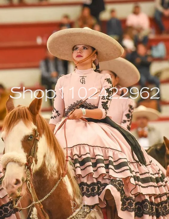 أسود وردي المكسيكي الزي مساء فساتين عيد ميلاد الدانتيل زين عالية الرقبة طويلة الأكمام الخريف احتفال فستان حفلة موسيقية ارتداء